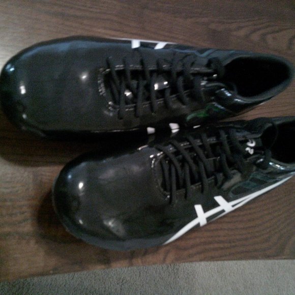 NWOT ASICS Fast Lap Track Spike Shoes (Y8.5) - Picture 1 of 7